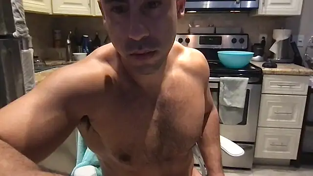 BigGuyMuscle live cam on StripChat