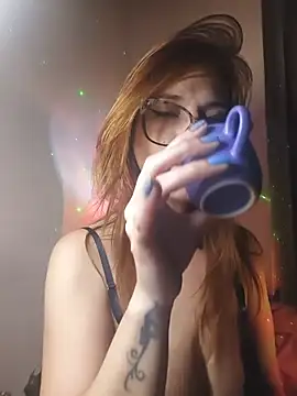 belliginger live cam on StripChat