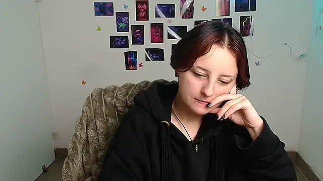 Dilara_Kiss_