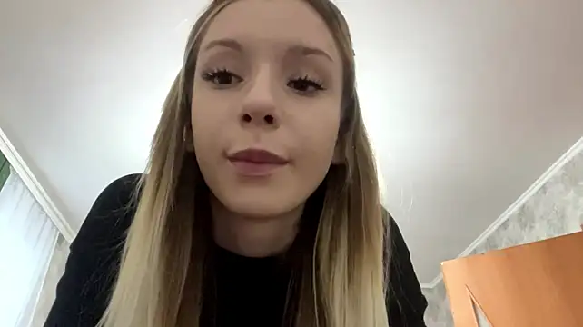 LeomaCrozat live cam on StripChat