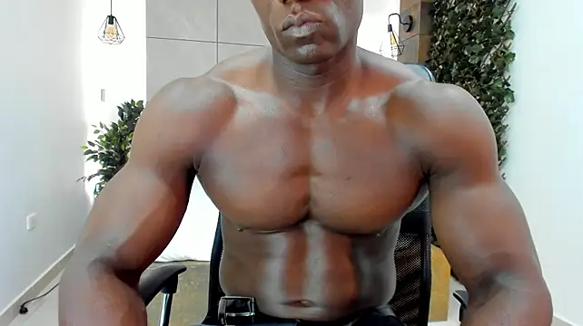 MarcusBlack_ live cam on StripChat