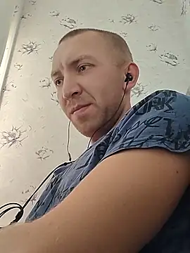 _uncle_Mitya-43_ live cam on StripChat