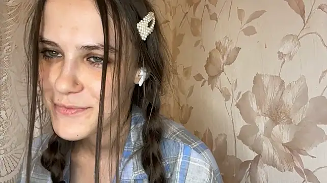 MayeRutley Momentaufnahme des Live-Raums auf Stripchat