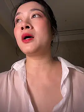 mo-mo-69 (F milf) - 9点40春药喷水票 每日唯一一场怼穴潮喷