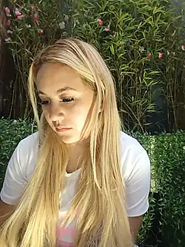 Angelwhite_25