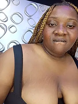 NinnaXXX live cam on StripChat