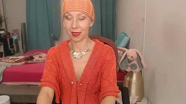LuxuryNika