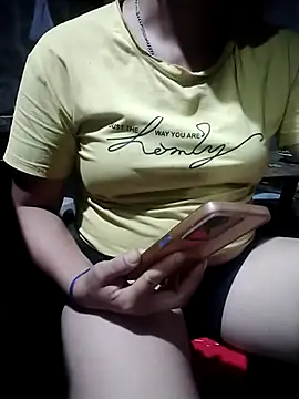 Diana_hi live cam on StripChat