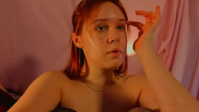 Mia_Luw live cam on StripChat