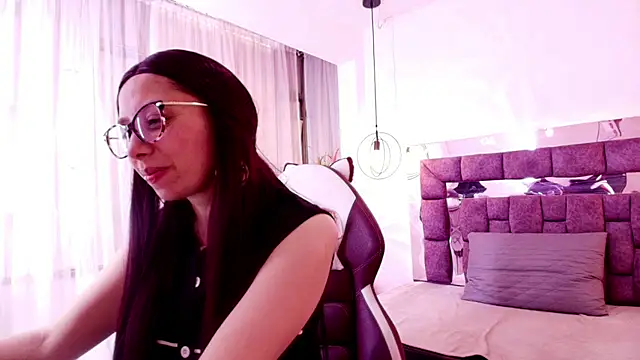 stephaniesun_ live cam on StripChat