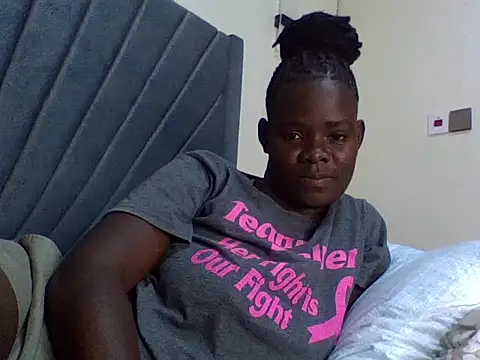 Big_mummi live cam on StripChat