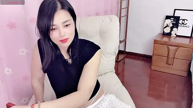 Happy365_ live cam on StripChat
