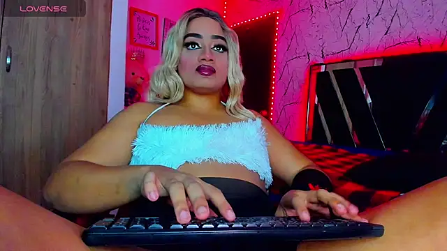 Modella: Amber_bigdick22