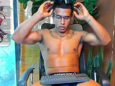 NicolasStonee