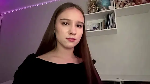 donettealaya's live room