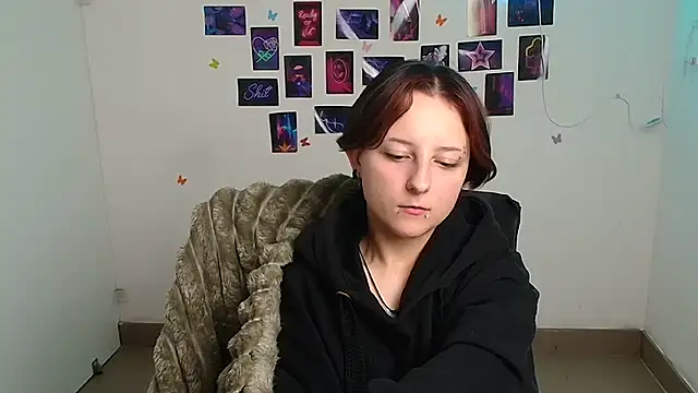 Dilara_Kiss_ live cam on StripChat
