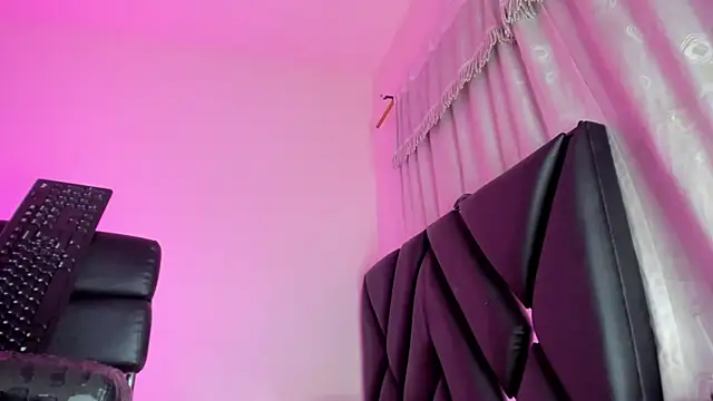 stephany_doll_ live cam on StripChat