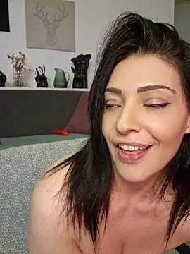 AryaSummersReal