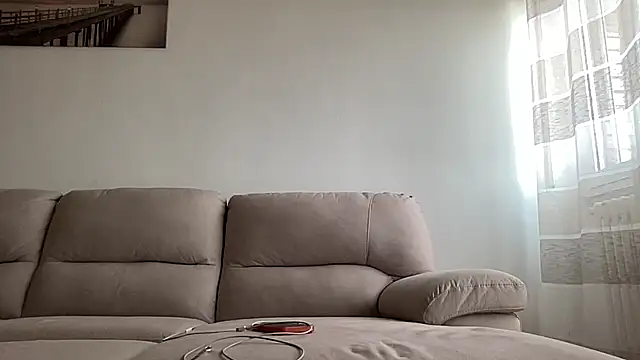 Porcellone-attivo live cam on StripChat