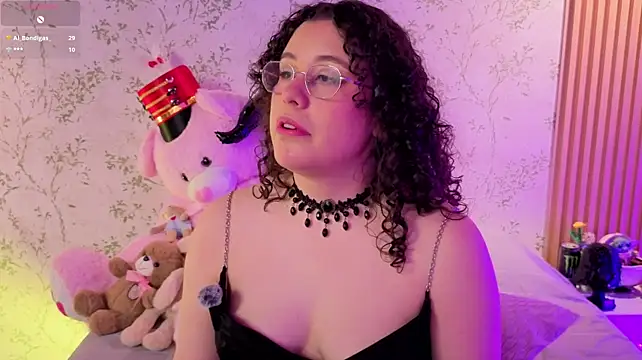 Charlotte__Miller live cam on StripChat