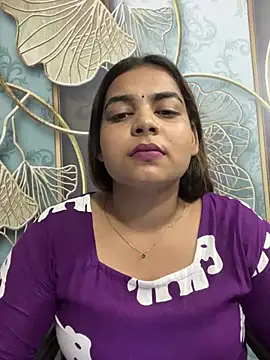 Aayra_Joshi live cam on StripChat