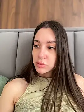 boomfoxy (F young) - Masturbating—help me cum!😈😈