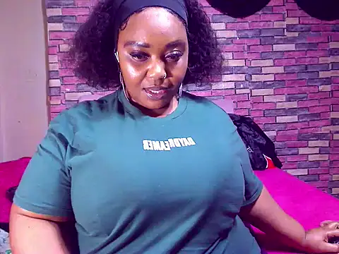 BustySavita live cam on StripChat