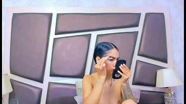 NicoleEsposito live cam on StripChat