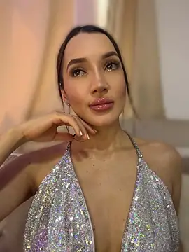 Bella-taylorr live cam on StripChat