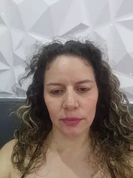Nina_vallon live cam on StripChat