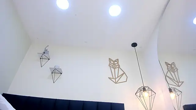 mayaevansmg live cam on StripChat