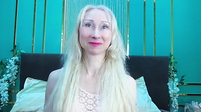 KissDreamm live cam on StripChat