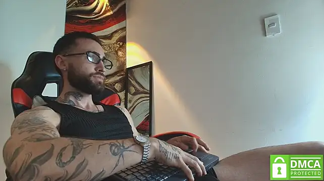 Luke_davis01 live cam on StripChat