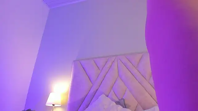 victoria_becker_ live cam on StripChat