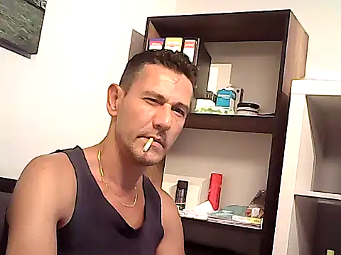 mastercharisma35 (Ask my age) - like tips pls. ı stand up for you.. okey