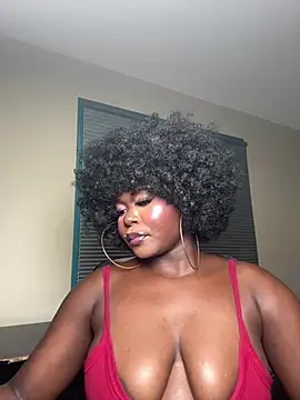 WomanNextdoor1 live cam on StripChat