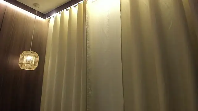 ana_beckett (F young) - play whit my kitty close wet