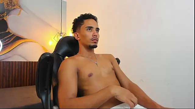 DrakeFoxx