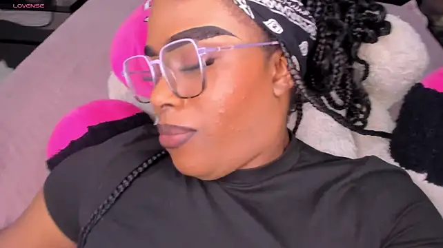 PechBri live cam on StripChat