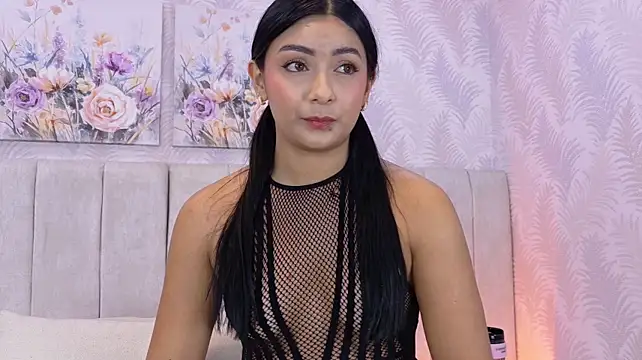 MeganCruzGB live cam on StripChat