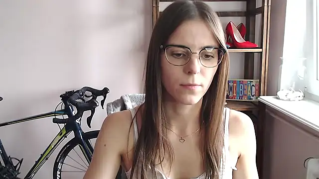 love_megi live cam on StripChat