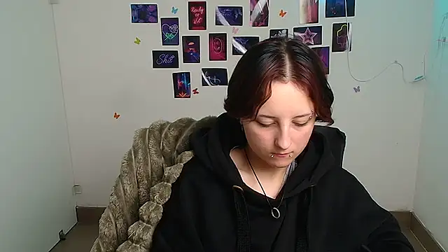 Dilara_Kiss_ live cam on StripChat
