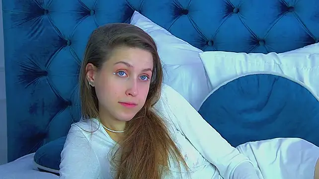HaileyArden live cam on StripChat