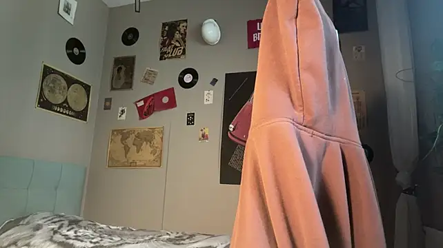 EllyCerry live cam on StripChat