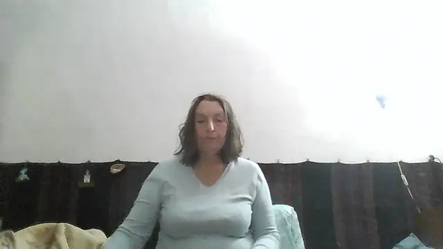 AnnaLive570 live cam on StripChat