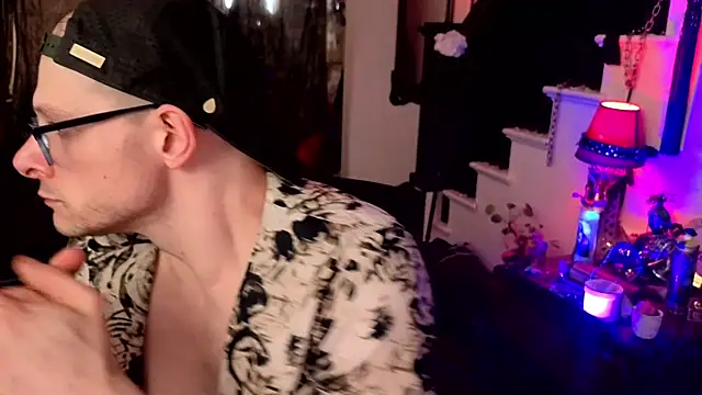 MasterDaddyCool live cam on StripChat