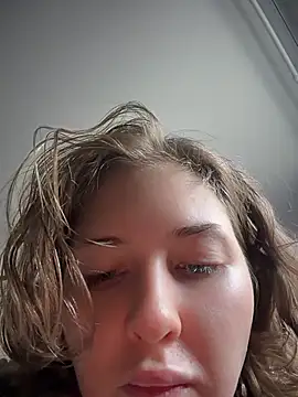 KellyKeler live cam on StripChat