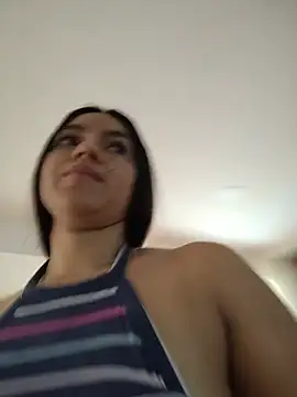 DulceCaroX live cam