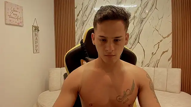 sexy_andres01 live cam on StripChat