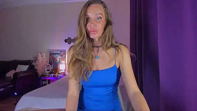 EmmaAbramson live cam on StripChat